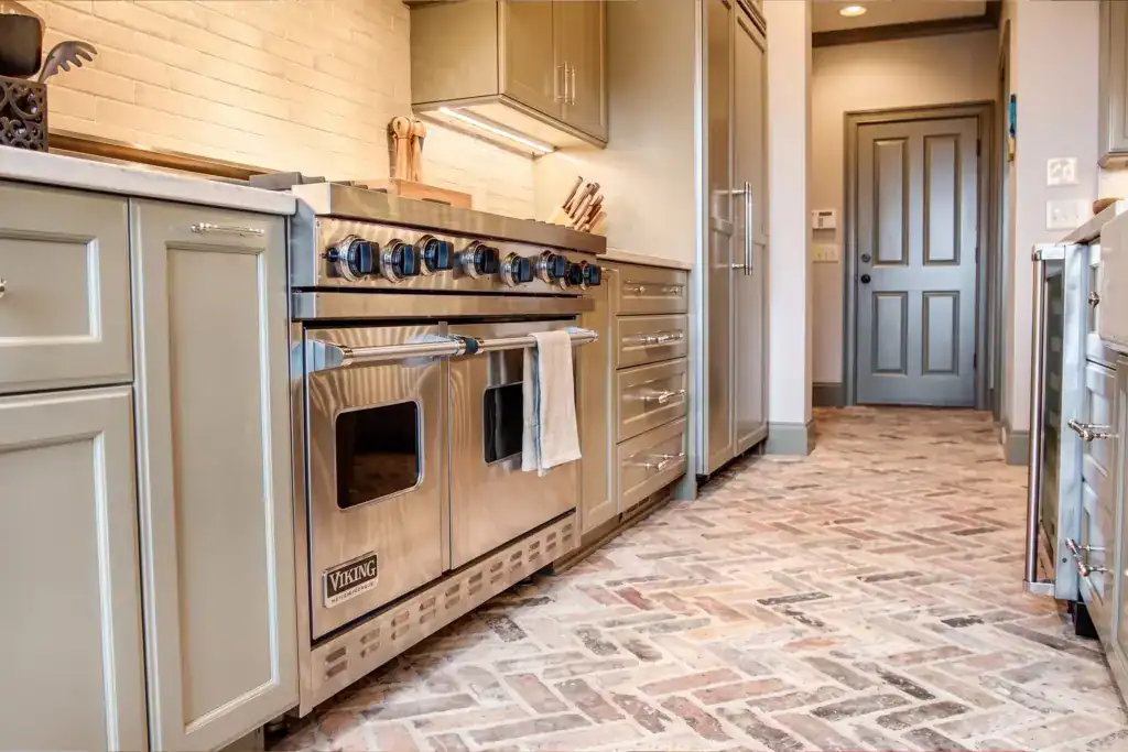 Appliance selections by Giddens Interiors in Savannah, Georgia.