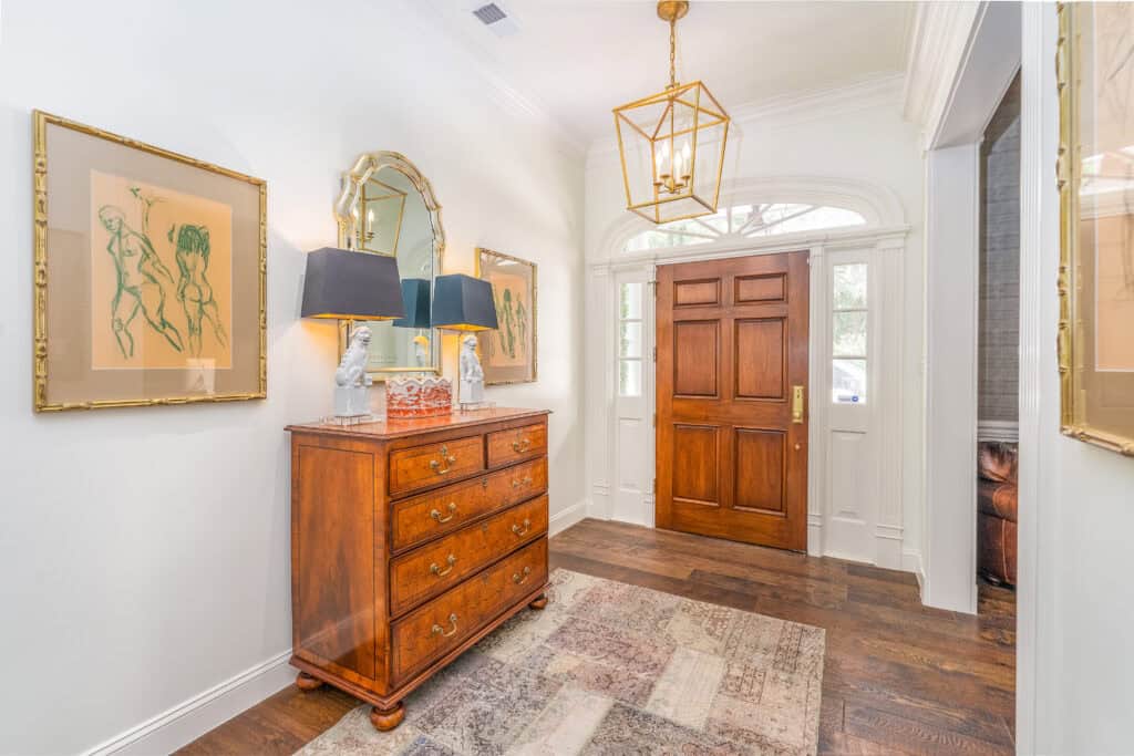 Interior decorating in Savannah, GA by Giddens Interiors.
