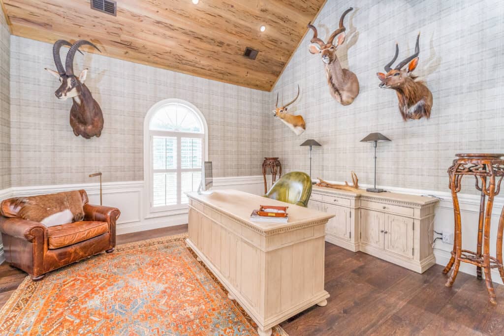 Luxury home interiors in Savannah by Giddens Interiors.